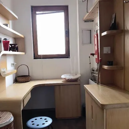 Apartment Cental And Quiet Penthouse With Jacuzzi